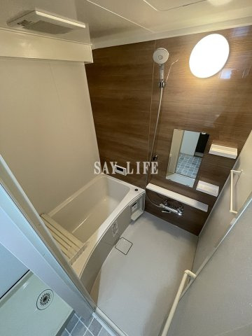 ナカノビルの浴室