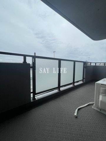 ナカノビルのバルコニー