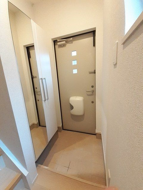 フリージアⅡの玄関