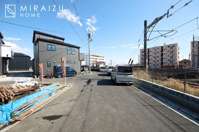 【前面道路含む現地写真】 | 平日・休日問わず、いつでもご見学が出来ます♪☆実際に見て、触れて感じる安心のお住まい探しを体験して下さい♪☆物件情報だけでなく、地域の特色などなどエリア情報もお伝え出来たら嬉しいです♪