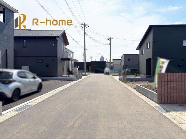 笠間市旭町第9　新築戸建て　1号棟の前面道路含む現地写真|周辺環境も併せて案内致します♪
ぜひ現地へお越しください♪