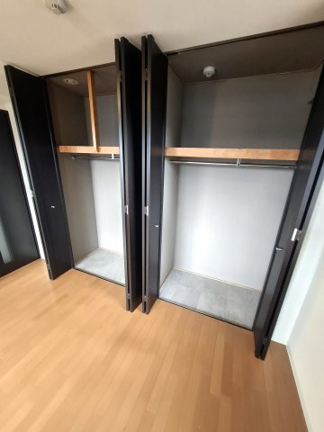 デセンテ甲子園口の収納