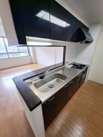 デセンテ甲子園口のキッチン|反転タイプ　他部屋イメージ