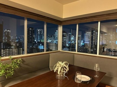 アデニウムタワー梅田イーストスクエアのダイニング