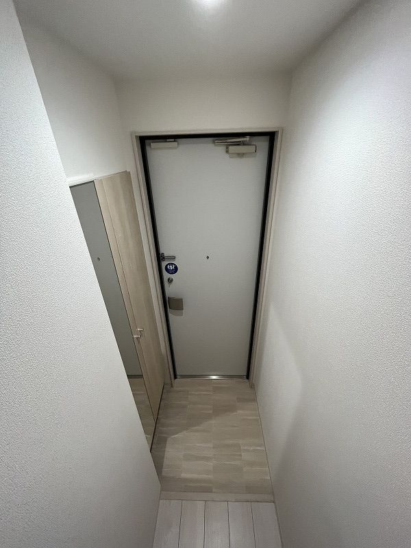 ROELL の玄関
