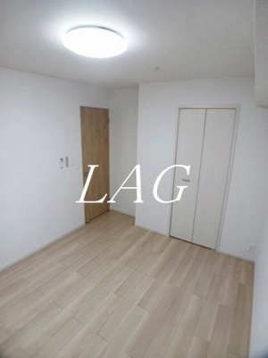 【居間・リビング】 | アンソレイユもみじ山 | 洋室のお部屋です。