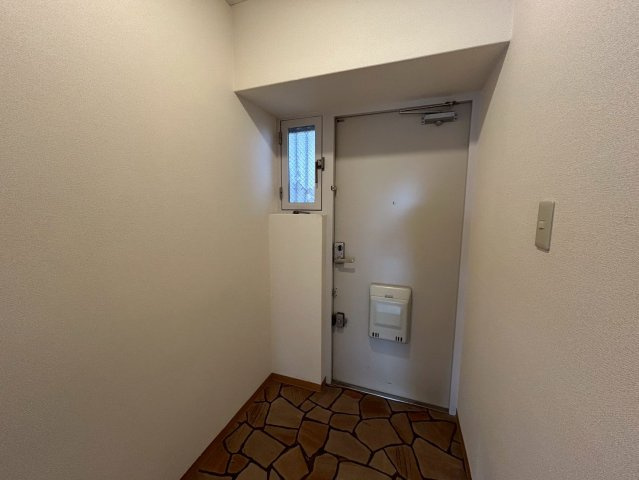 メゾン大邦の玄関