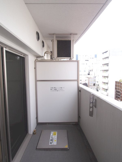 【バルコニー】ラシュレエグゼ本町