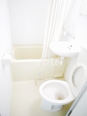 【浴室】 | インペリアルお茶の水 | お風呂です。