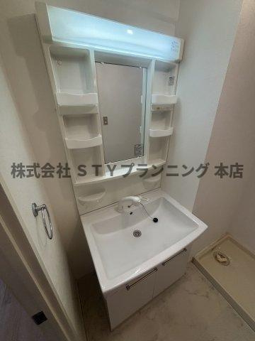仲介手数料0円！サンメゾン植田の独立洗面台