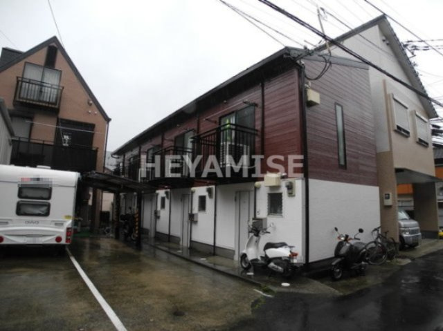 シャインＳの外観