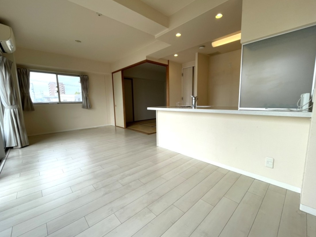 アルファスマート太田駅西の居間・リビング