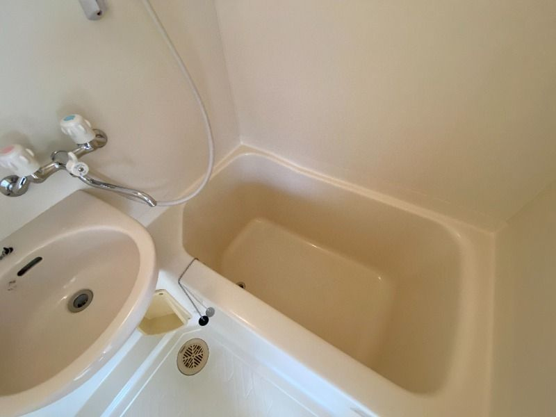 伊田ビルの浴室