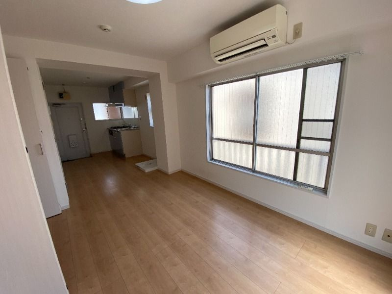 伊田ビルの寝室