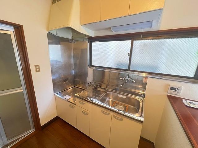 メゾン西綾瀬のキッチン