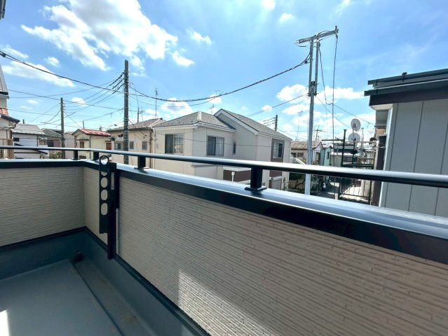 新座市池田４丁目　新築一戸建　西武池袋線　大泉学園のバルコニー