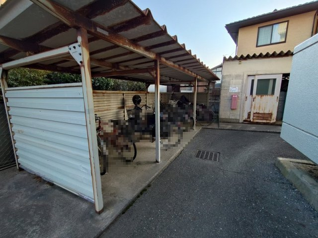 イーストサイドの駐輪場