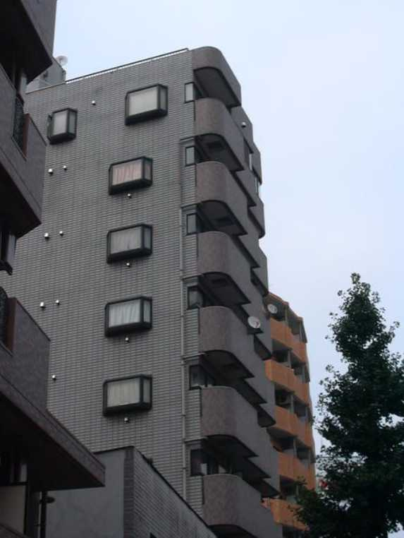 オーベルジュ三宿　眺望良好　南東角部屋　三軒茶屋エリアの外観