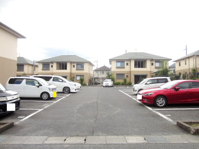 【駐車場】