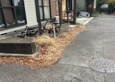 【外観】 | 森埜ハイツ | 物件によっては、入居者が個人的に使用できる専用庭がついているものもあります。また、住宅の中にある土間の部分を庭と呼ぶこともあります。庭の用途は住む人によって変わり、それによってデザインもさまざまです。
