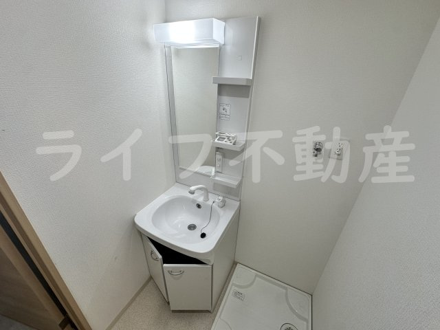 Jino放出の独立洗面台|独立洗面台で身支度をすべて済ませてしまいましょう