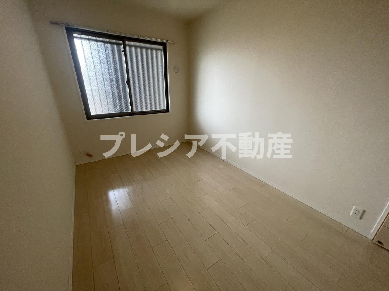 甲子園三番町ハイツの寝室