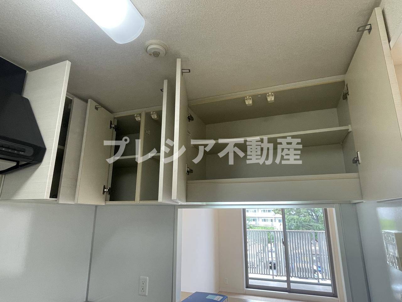 甲子園三番町ハイツの収納