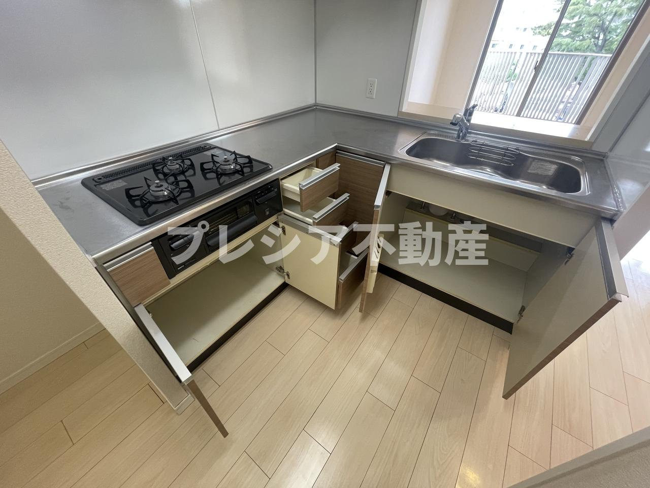 甲子園三番町ハイツのキッチン