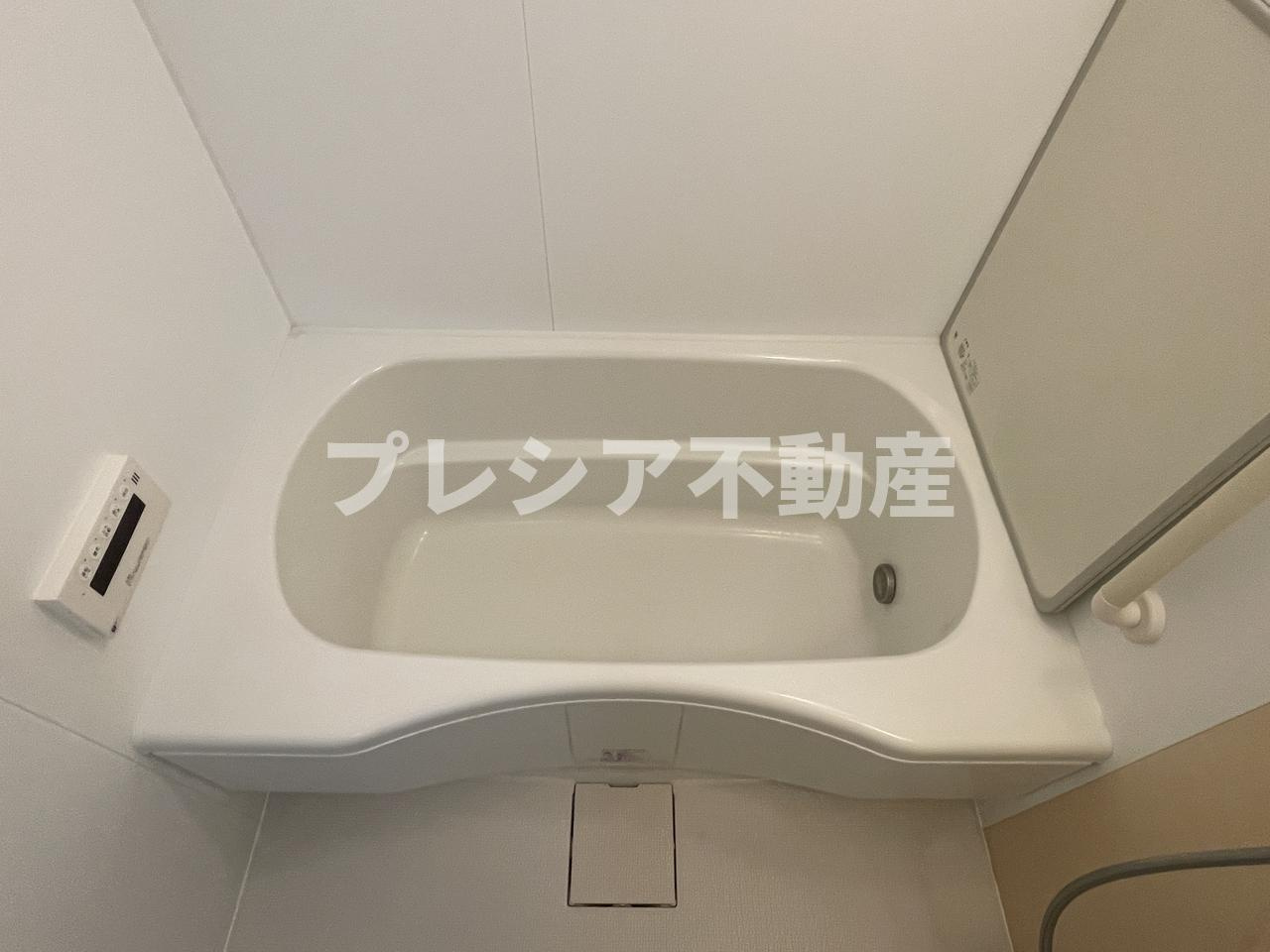 甲子園三番町ハイツの浴室