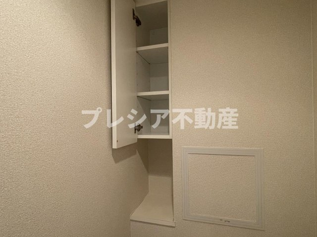 甲子園三番町ハイツの収納