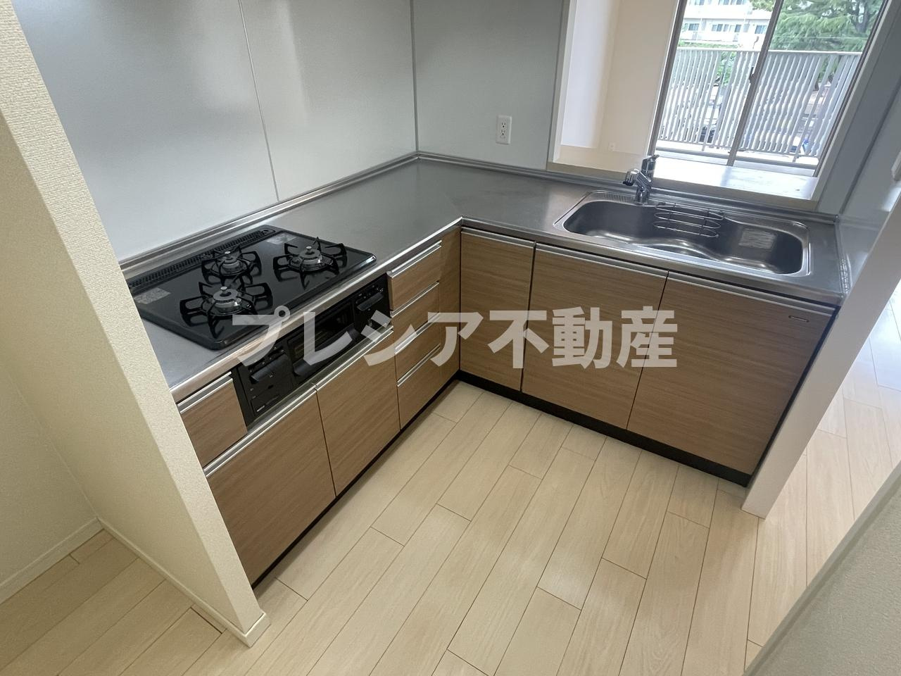 甲子園三番町ハイツのキッチン