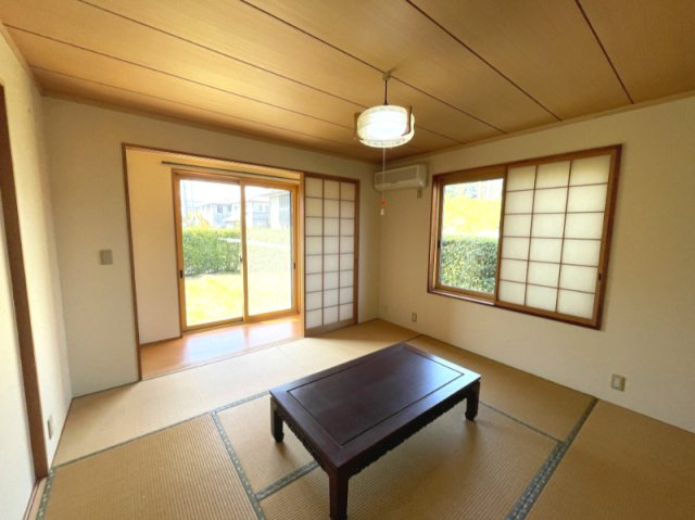 岡垣町公園通り2丁目戸建の和室