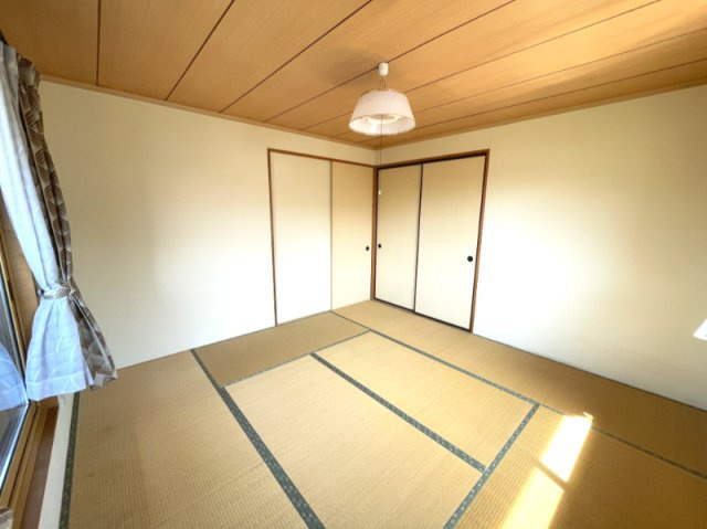 岡垣町公園通り2丁目戸建の和室