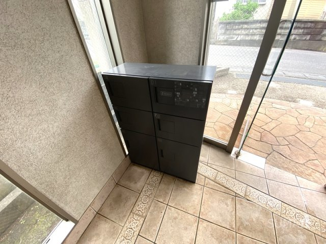 ヴィヴィレ　フルールのその他共用部分|便利　宅配BOX☆彡