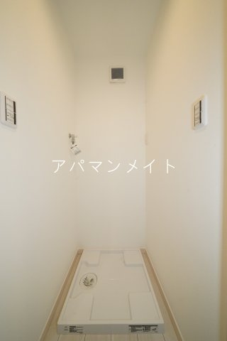 【設備】 | FIORE戸塚壱番館 | 洗濯機置場です