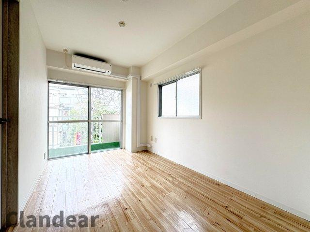 お花茶屋ダイヤモンドマンションの洋室|ドキドキの新生活も、安心してスタート。ぴったりの住まいを見つけませんか？クランディアが一緒に住まい選びをサポートします‼　まずは、お気軽にお問合せください　＃クランディア