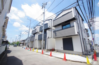 【前面道路含む現地写真】 | 【仲介手数料無料！！】府中市西府町3丁目　新築戸建て（全7棟）F号棟　5690万円