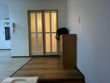 ジャスミン高田馬場の玄関