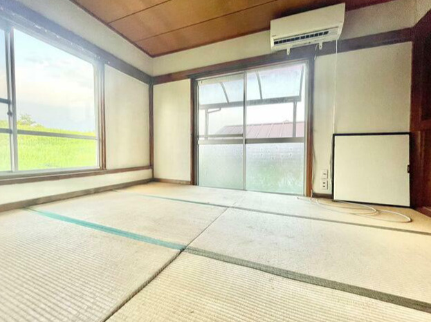 小文間戸建ての寝室