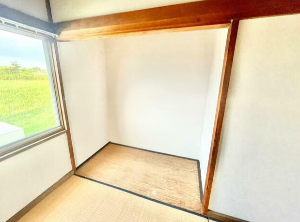 小文間戸建ての内装