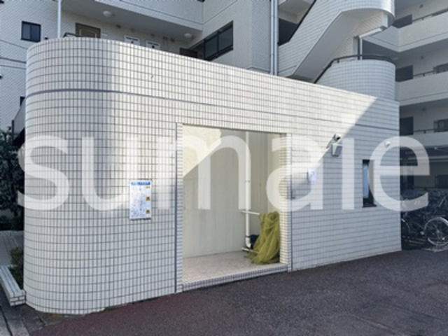 エスポワール与野のその他共用部分|敷地内ゴミ置き場。