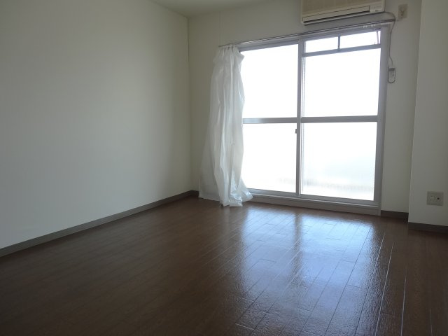 バーズ・ハウス ( 近畿大学 一人暮らし )の洋室