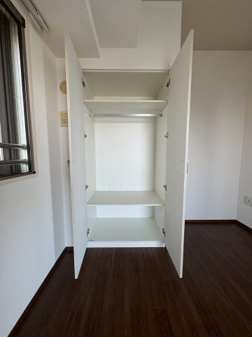 ミリカ・ヒルズ　１街区の収納