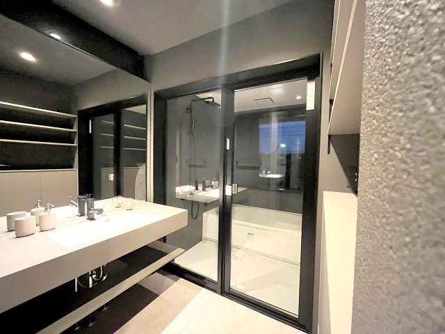 あきる野市草花　デザイナーズ新築住宅の洗面所