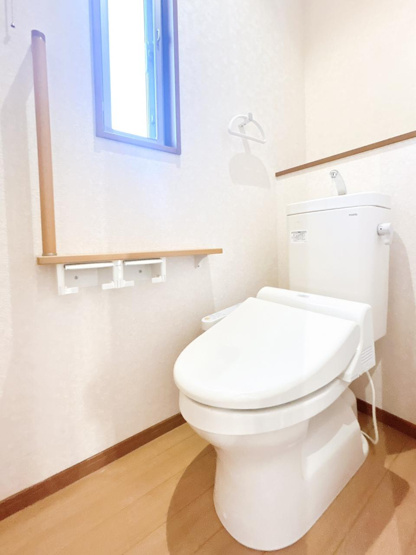 【トイレ】 | 取手市紫水１丁目　中古戸建