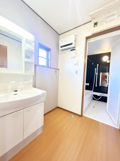 【独立洗面台】 | 取手市紫水１丁目　中古戸建