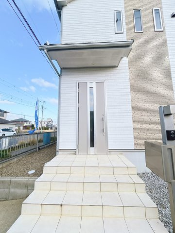 【玄関】 | 取手市紫水１丁目　中古戸建