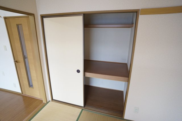 コーポバンブーバレーの収納