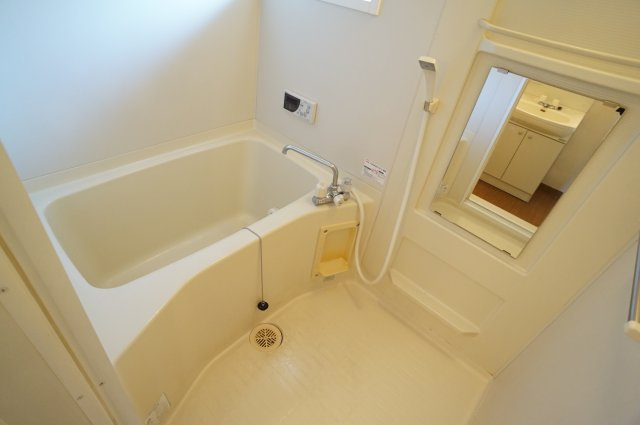 コーポバンブーバレーの浴室