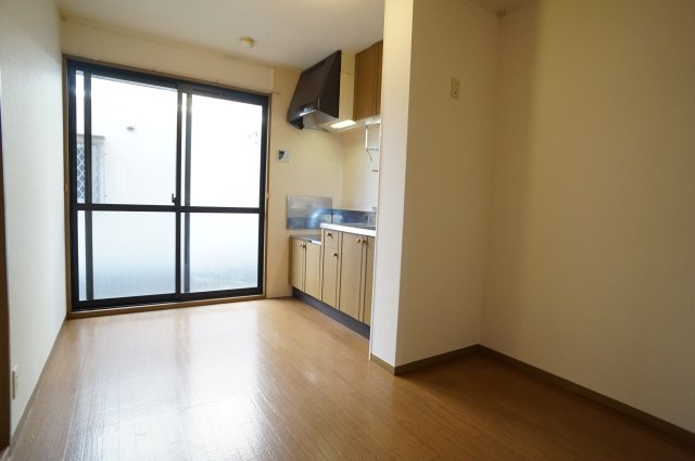 コーポバンブーバレーの居間・リビング